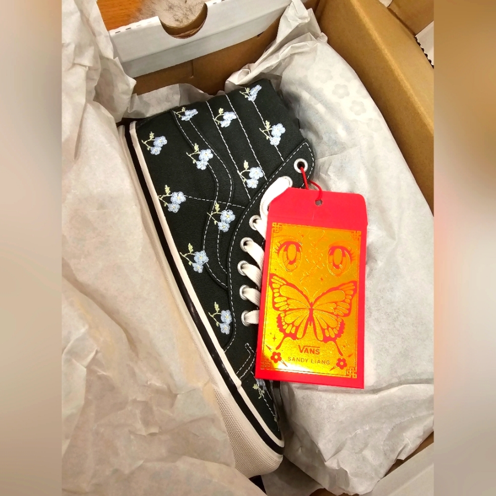 Vans Sandy Liang size 8W